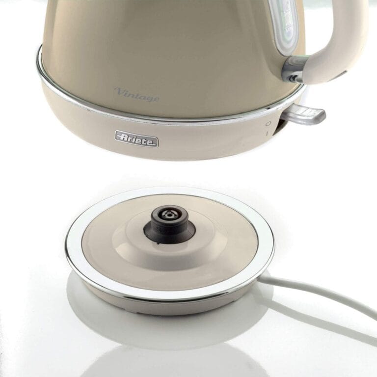 Chaleira Elétrica Ariete 2869 Vintage Bege 1,7L, Base 360 Graus, 1500W